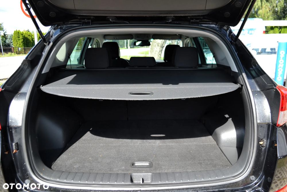 Hyundai Tucson 2.0 CRDI 4WD Style - 12
