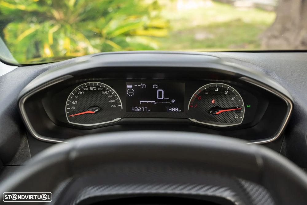 Peugeot 208 1.5 BlueHDi Active - 8