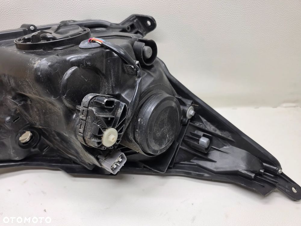 LAMPA LEWA TOYOTA VERSO S 12- LED PRZOD PRZEDNIA - 9