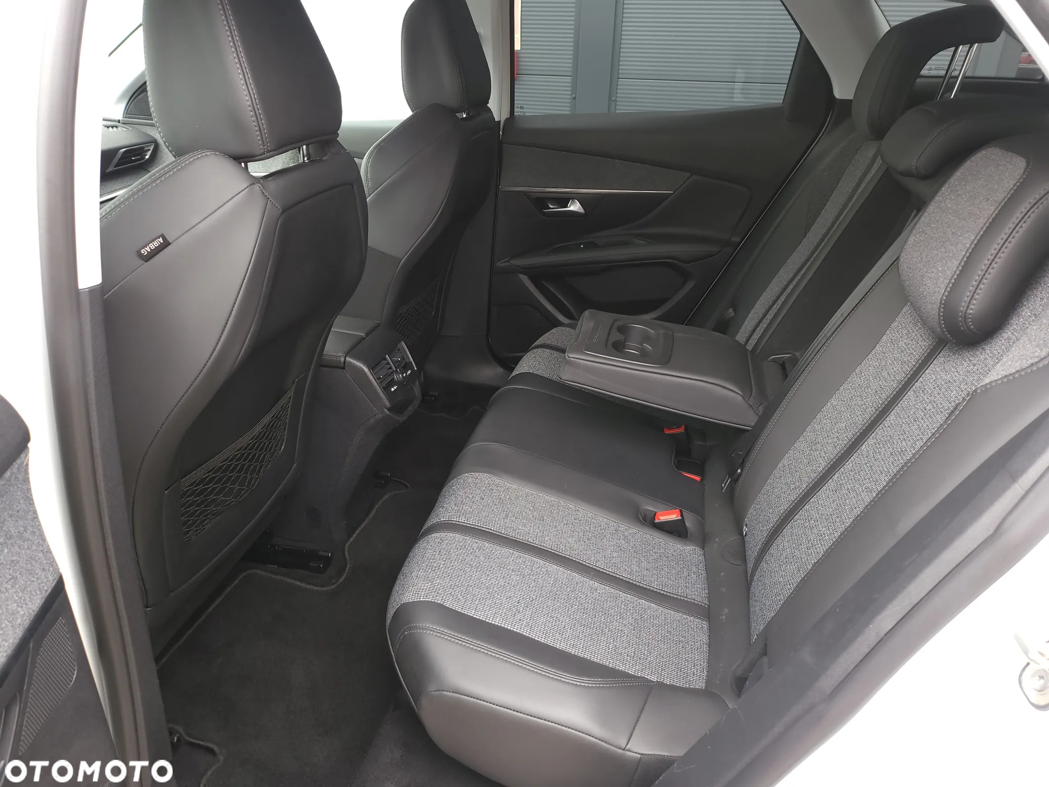 Peugeot 3008 HDi FAP 150 Platinum - 35