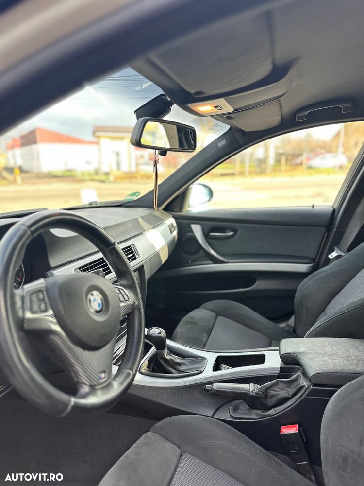 BMW Seria 3 318i Touring Edition Sport - 10