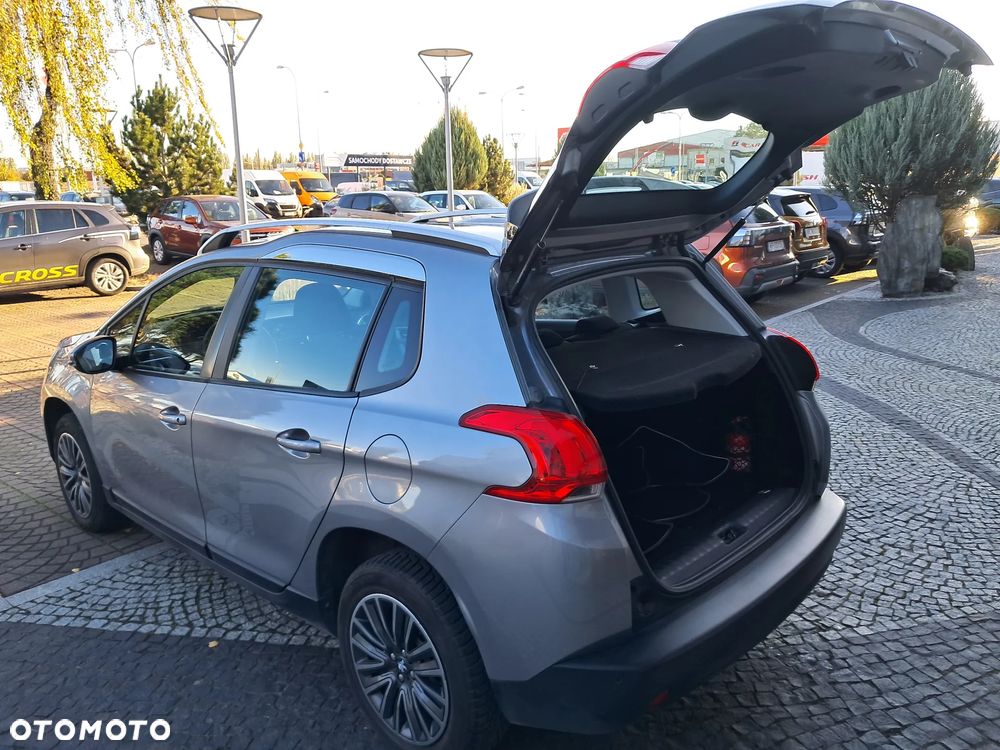 Peugeot 2008 1.2 Pure Tech Active EU6 - 7