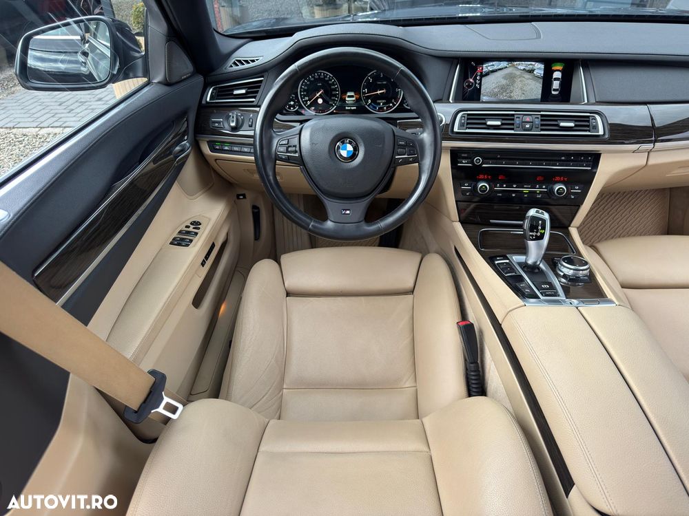 BMW Seria 7 740d Edition Exclusive - 6