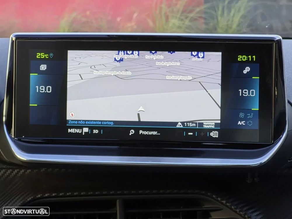 Peugeot e-2008 50 kWh GT Pack - 11