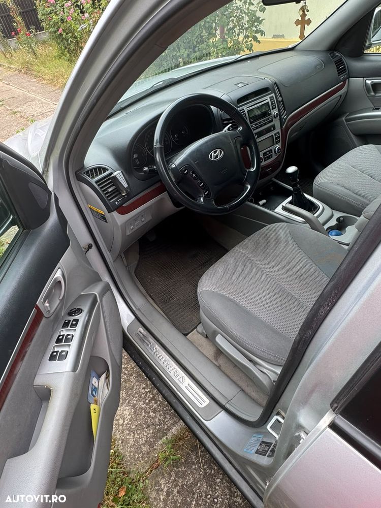 Hyundai Santa Fe 2.2 DSL VGT 5 SEATS 4WD - 4
