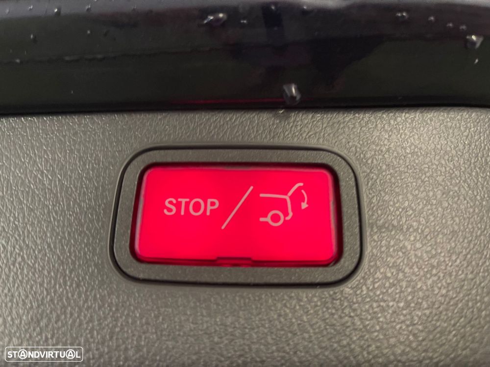 Mercedes-Benz C 300 e T 9G-TRONIC Avantgarde - 35