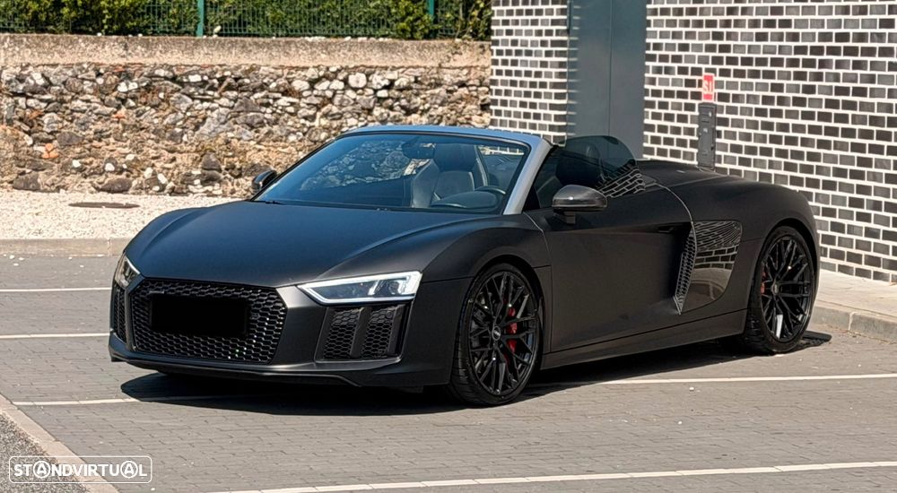 Audi R8 Spyder - 11