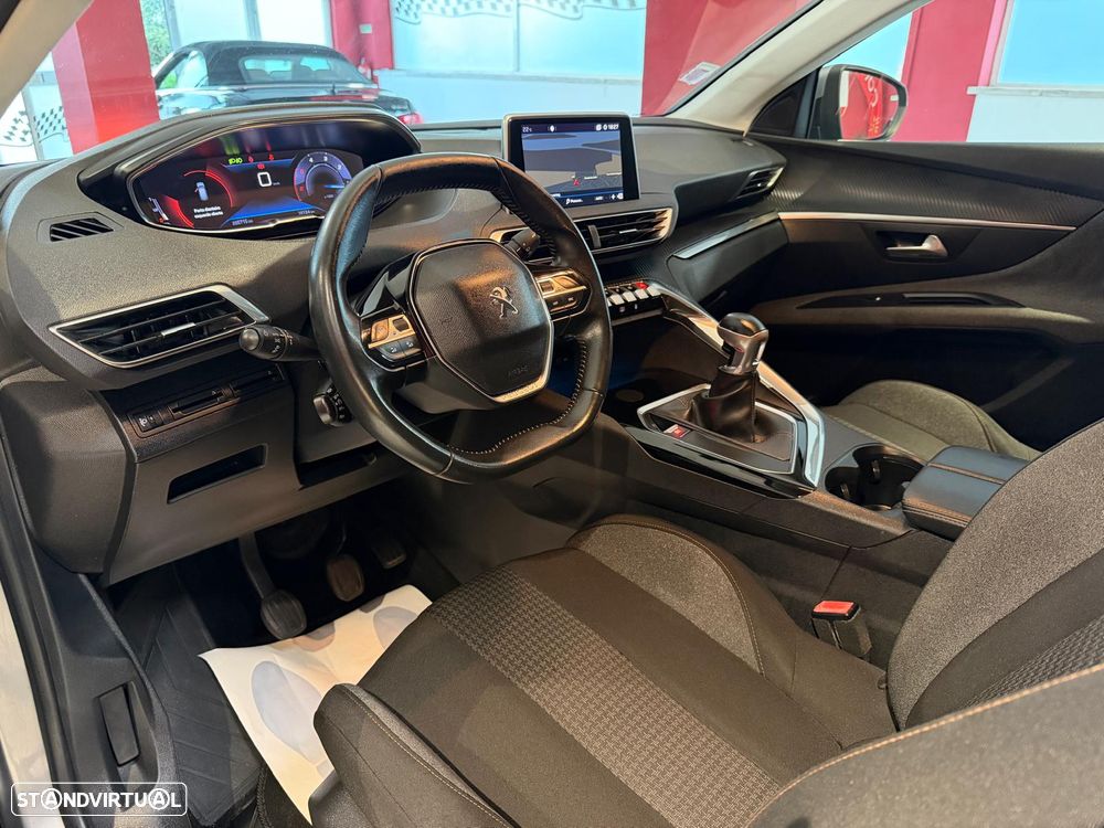 Peugeot 3008 1.5 BlueHDi Style - 9