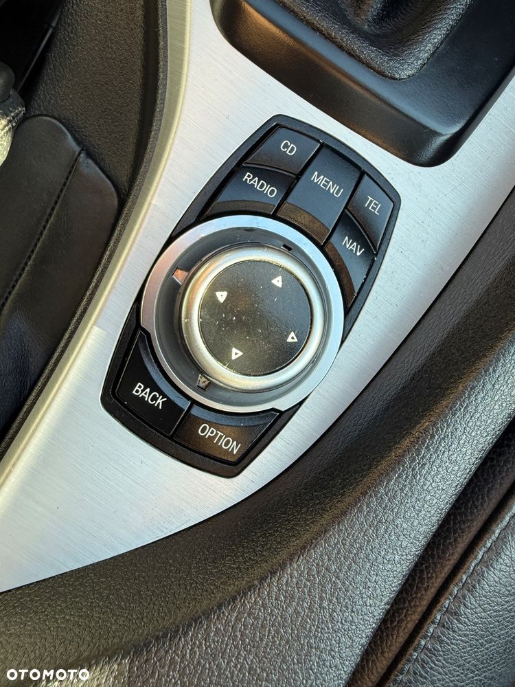 BMW X1 xDrive20d - 38