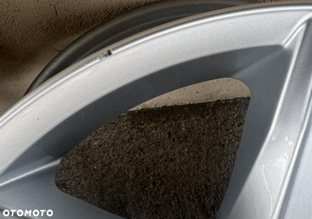 5g0071495a OEM FELGI Z MAŁĄ WADĄ 15 5x112 VW GOLF 5 6 7 TOURAN - 2