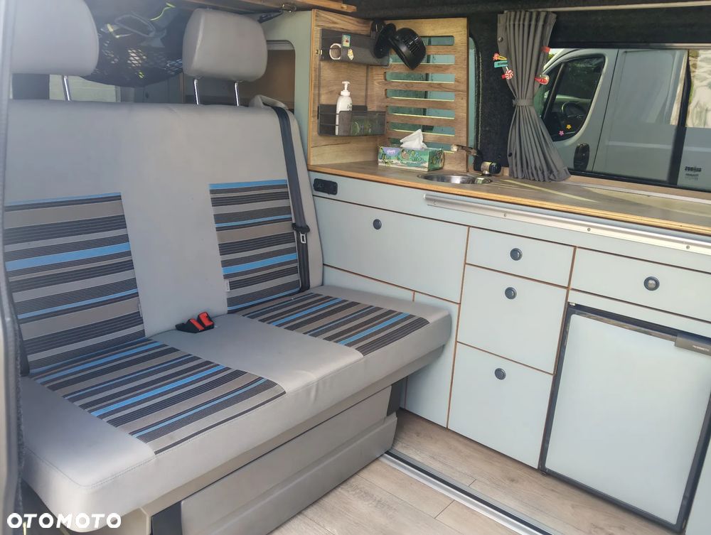 Volkswagen Transporter T5 camper L2H2 2.0 TDI DSG 4Motion  2012 - 10