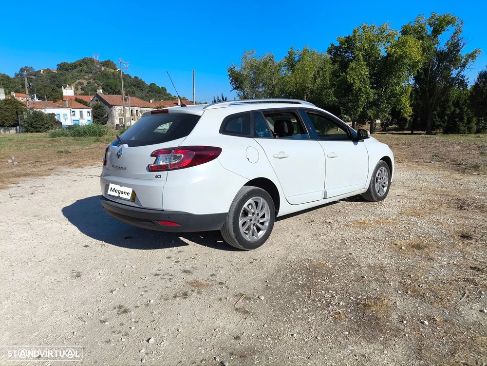 Renault Mégane Sport Tourer 1.5 dCi Dynamique S SS - 4