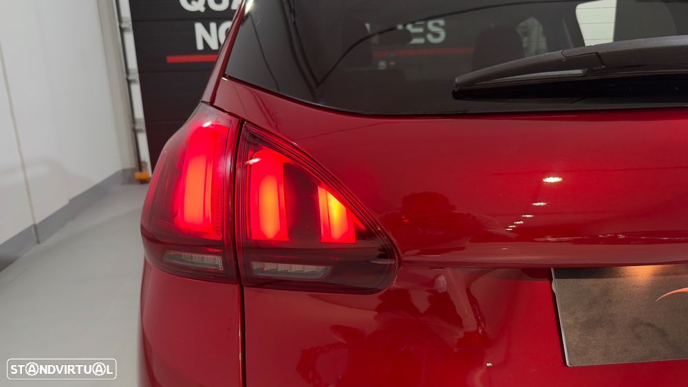 Peugeot 2008 PureTech 110 Stop&Start Allure - 11