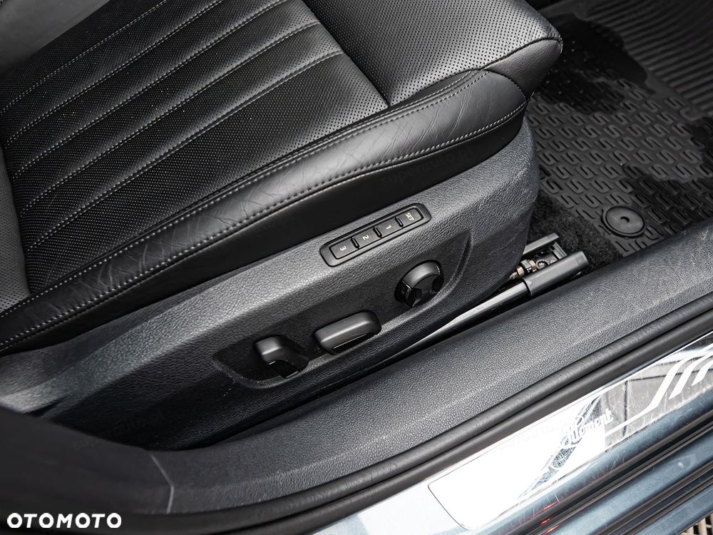 Skoda Superb 2.0 TSI 4x4 L&K DSG - 9