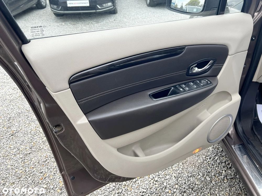 Renault Grand Scenic Gr 1.5 dCi TomTom Edition - 16