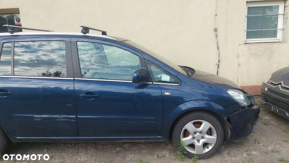 Opel Zafira 1.8 Enjoy - 30