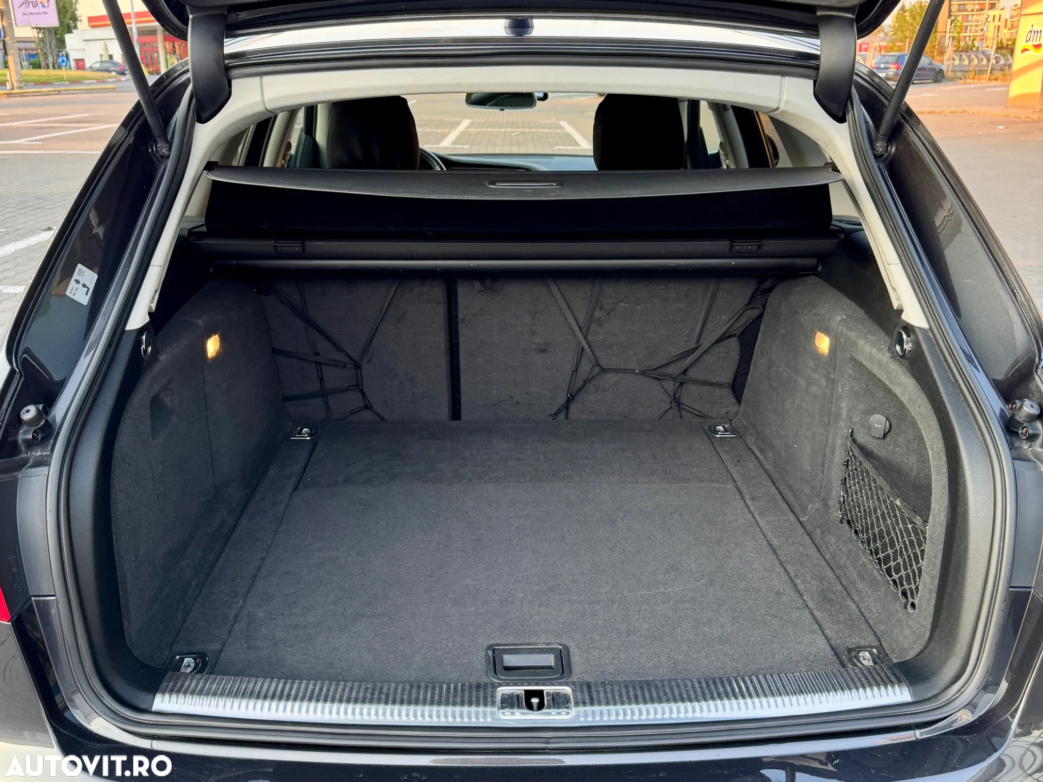 Audi A4 2.0 TDI Multitronic Avant - 30