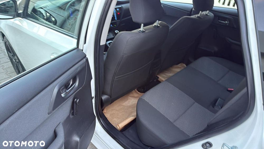 Toyota Auris 1.4 D-4D Edition - 9