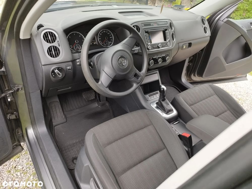 Volkswagen Tiguan - 12