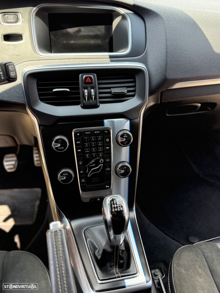 Volvo V40 D4 RDesign - 21