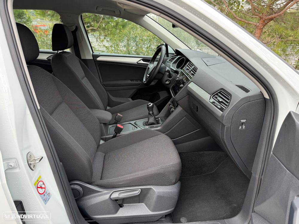 VW Tiguan 1.6 TDI Tech - 28