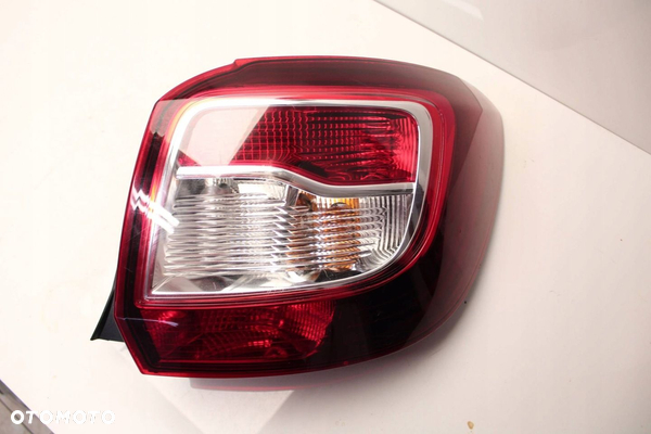 DACIA SANDERO II 12R- LAMPA PRAWA TYLNA TYŁ PRAWY