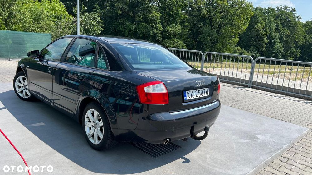 Audi A4 Limousine - 2