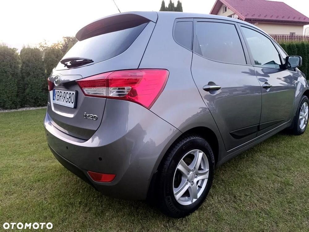 Hyundai ix20 1.6 Comfort - 21