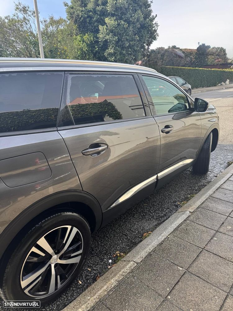 Peugeot 5008 1.5 BlueHDi Allure - 4