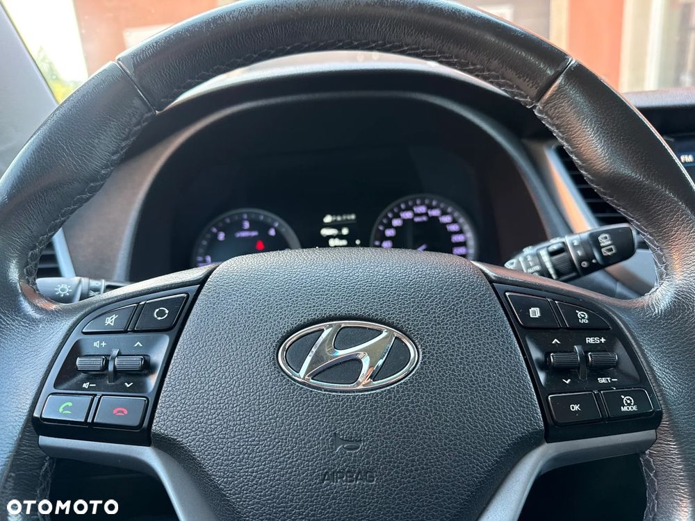 Hyundai Tucson 1.7 CRDI BlueDrive GO 2WD - 30