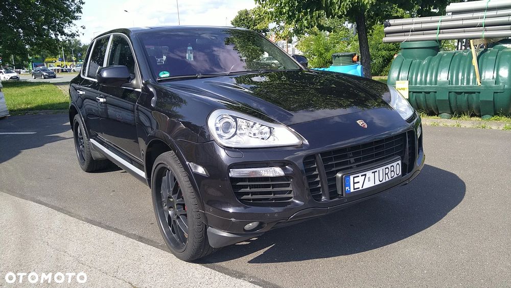 Porsche Cayenne Turbo - 5