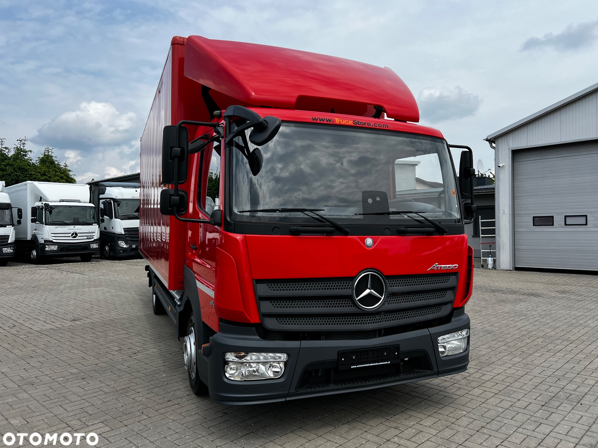 Mercedes-Benz ATEGO - 33
