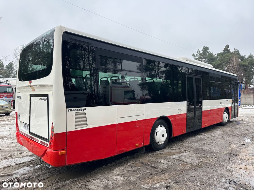 Irisbus CROSSWAY IVECO SFR161 MANUAL RETARDER KLIMA 12m NISKI POKŁAD DO PRZEWOZU OSÓB NIEPEŁNOSPRAWNYCH 39-SIEDZEŃ 57-STOJĄCYCH 560000km OPONY:275/70/22.5-NOWE!!! NAWIEWY PRZYCIEMNIONE SZYBY 2009r ŁADNY - 7