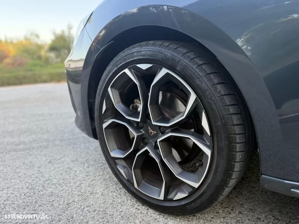 Cupra Leon ST 1.5 eTSI MID DSG - 5
