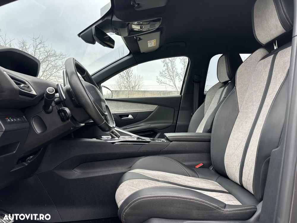 Peugeot 3008 PHEV EAT8 4X4 GT Pack - 24