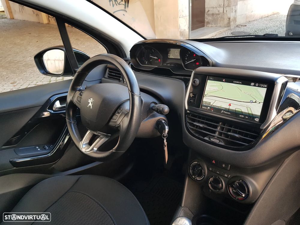 Peugeot 208 1.5 BlueHDi Signature - 49