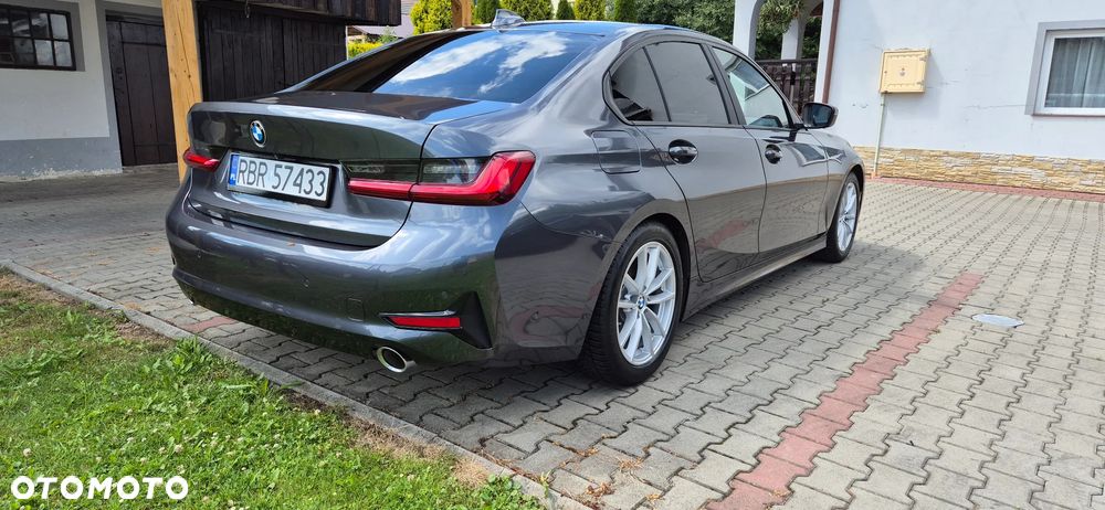 BMW Seria 3 320d mHEV - 7