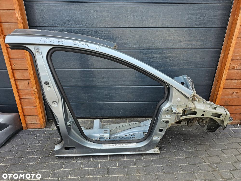 ĆWIARTKA PODŁUŻNICA PRÓG SŁUPEK PRAWY PRAWA PRZÓD PRZEDNIA OPEL MERIVA B Z179