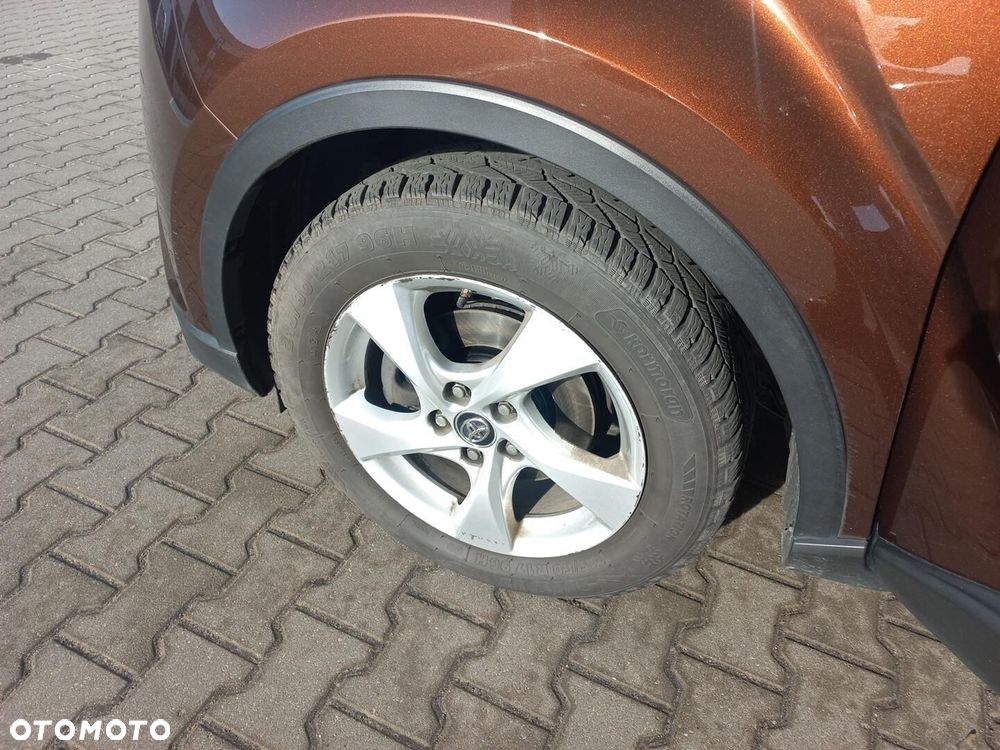 Toyota C-HR 1.2 T GPF Premium - 21