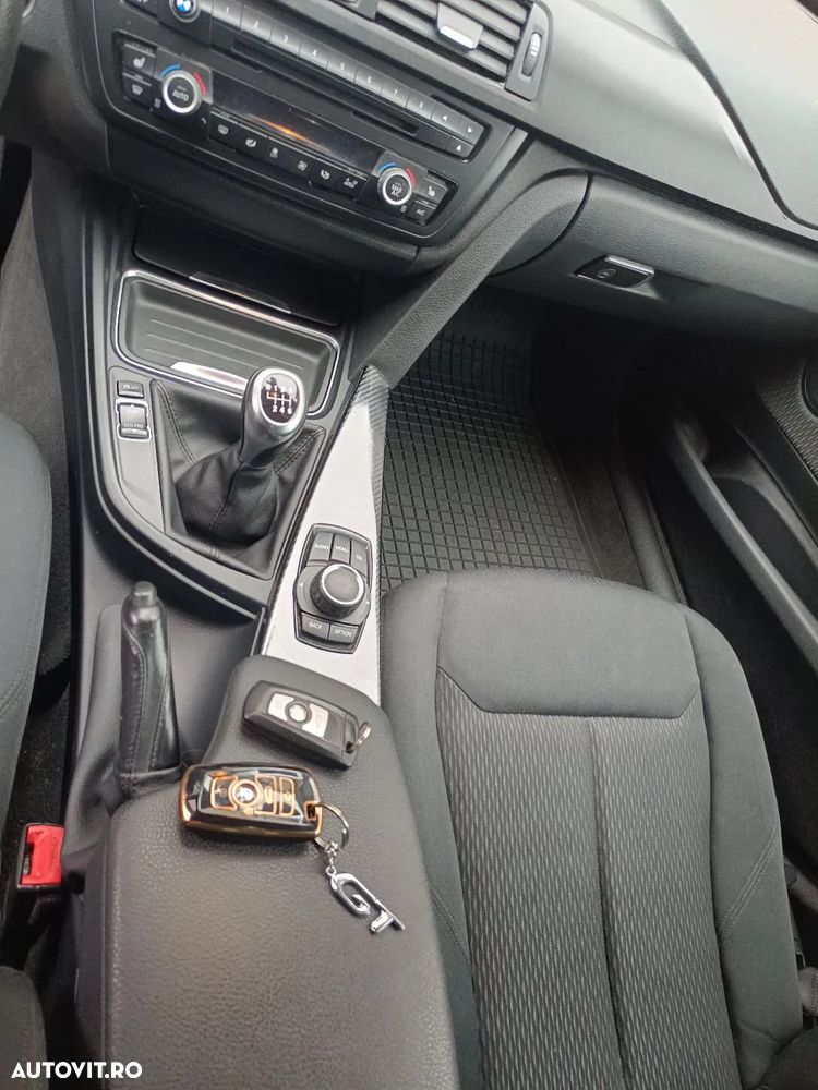 BMW Seria 3 318d GT Sport Line - 6