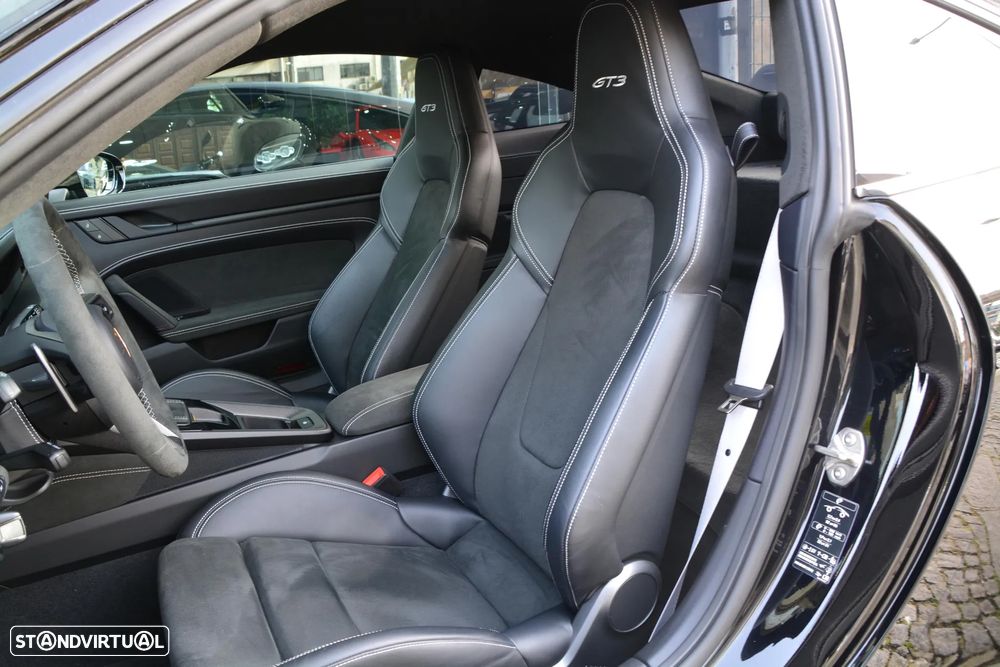 Porsche 911 (992) GT3 PDK - 34