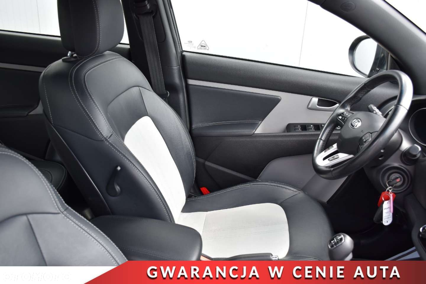 Kia Sportage 1.7 CRDI 2WD Dream-Team Edition - 13