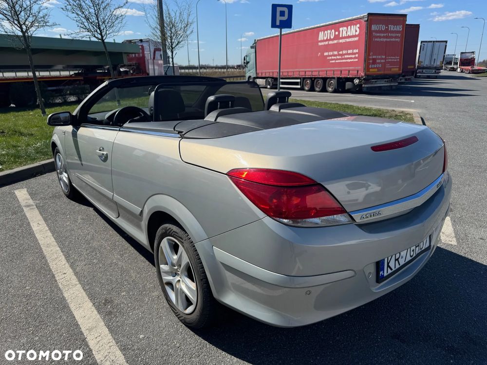 Opel Astra 1.9 CDTI Edition - 9