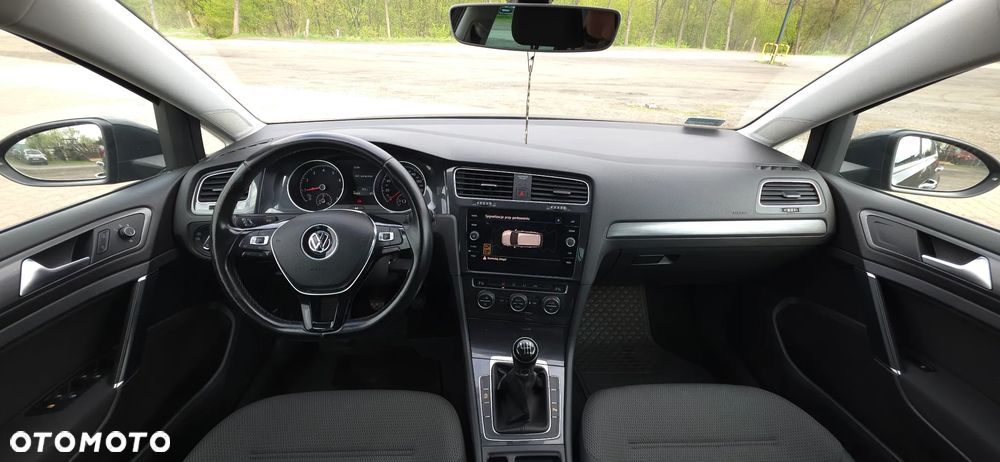 Volkswagen Golf 1.0 TSI IQ Drive - 6