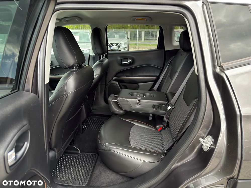 Jeep Compass 1.4 MultiAir Limited - 17
