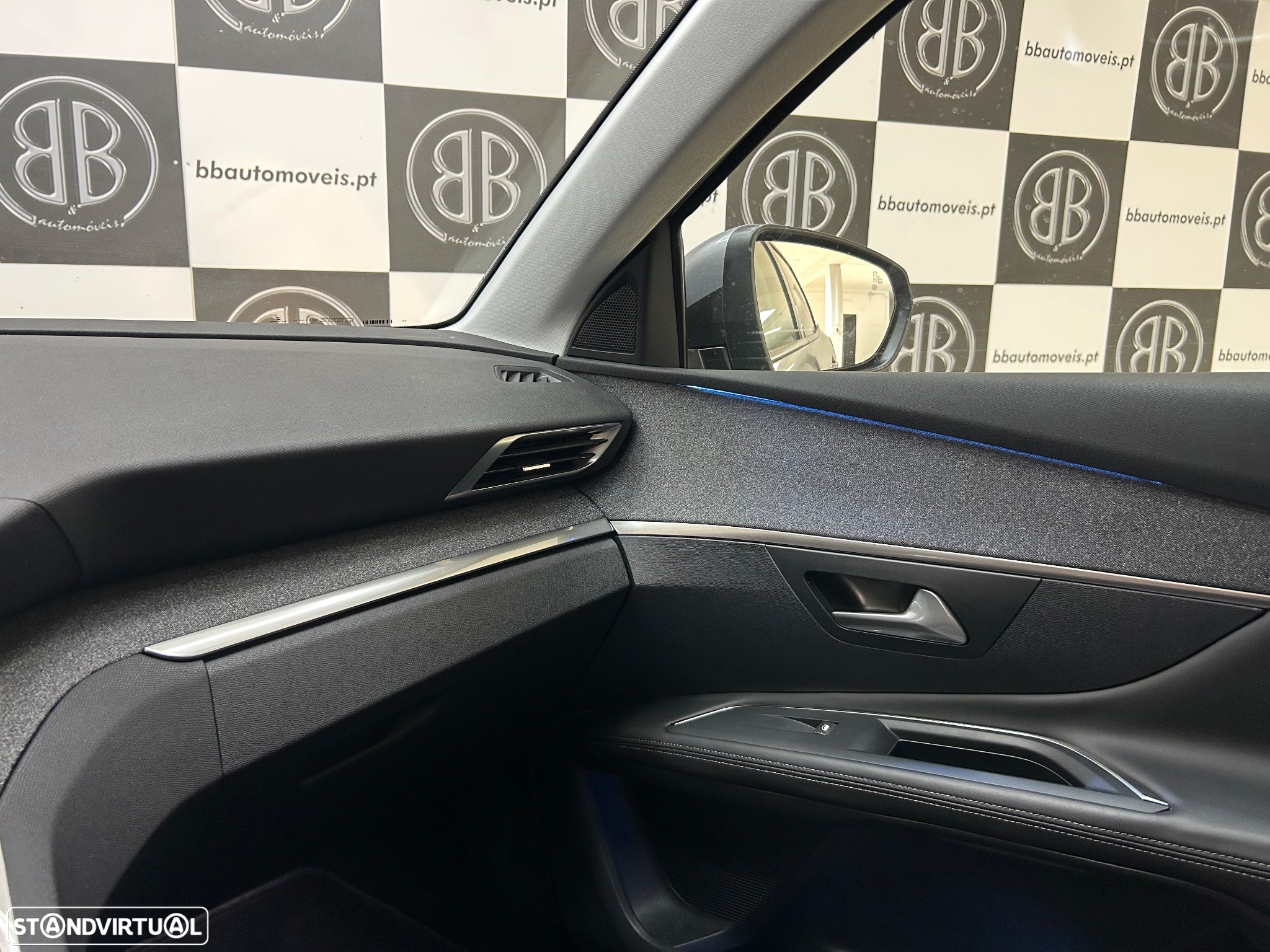 Peugeot 3008 1.2 PureTech Allure EAT6 - 15