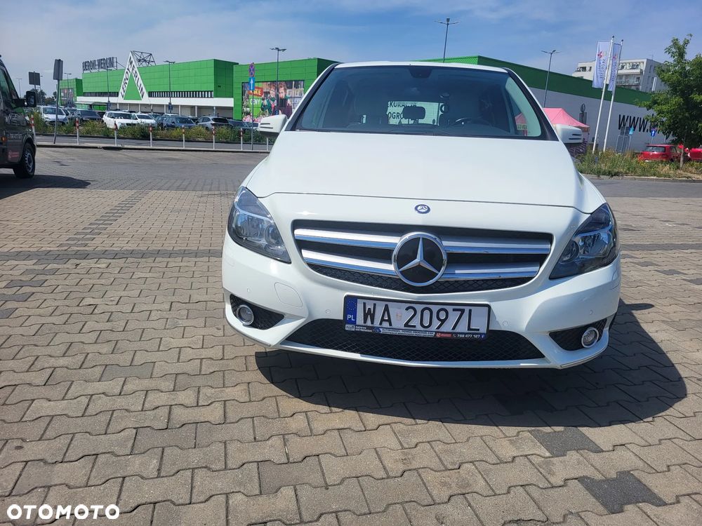 Mercedes-Benz Klasa B 180 Urban - 34