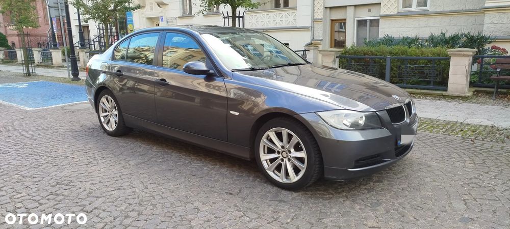 BMW 3 Series 2006 photo 3