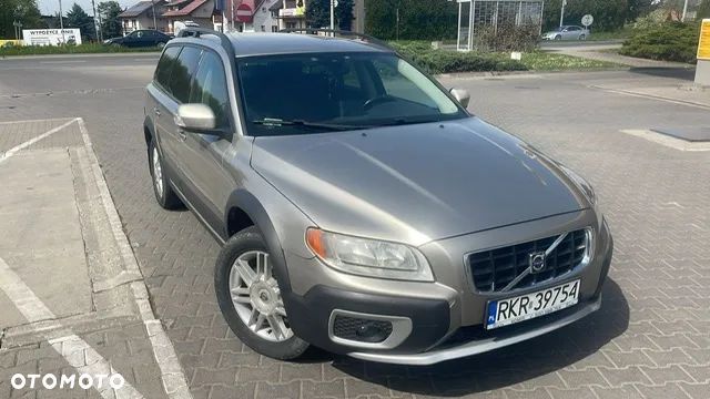 Volvo XC 70 D5 AWD Kinetic - 1