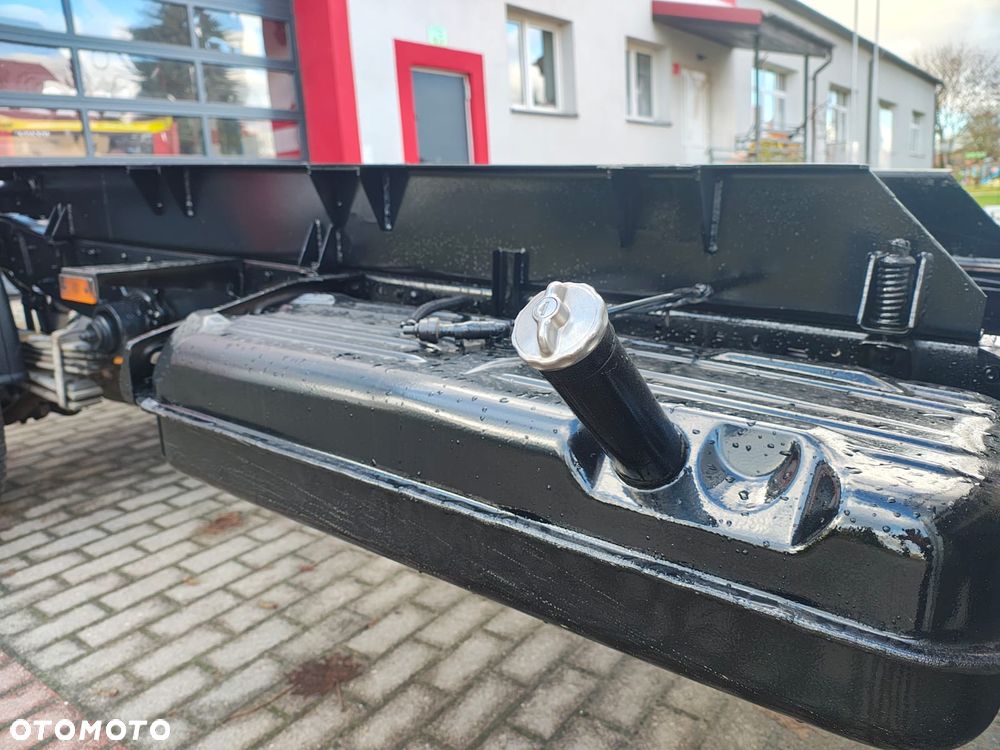 Mercedes-Benz VARIO  - 812 D HL - 20